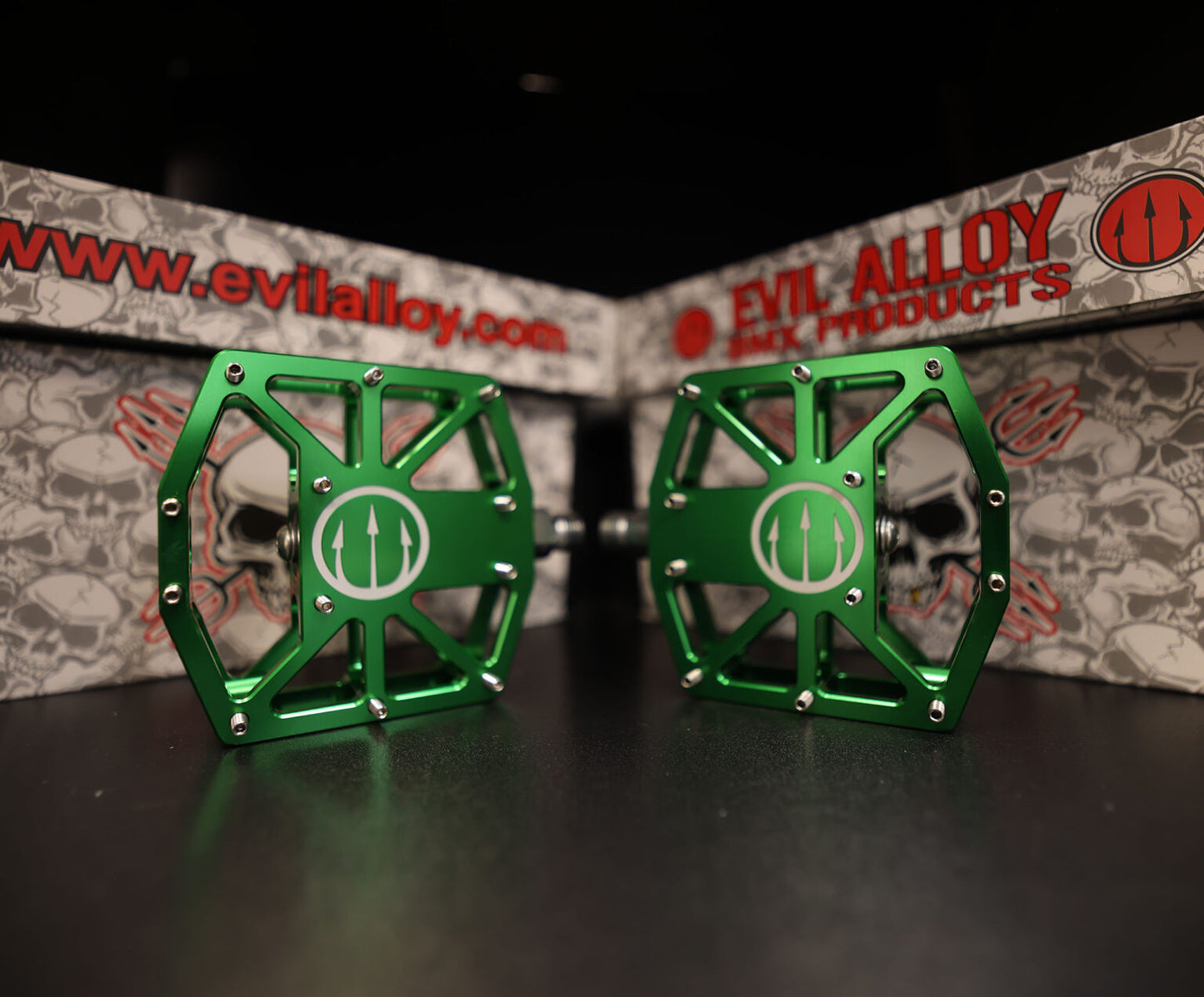 “Flat Evil” Platform Pedals