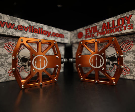 “Flat Evil” Platform Pedals