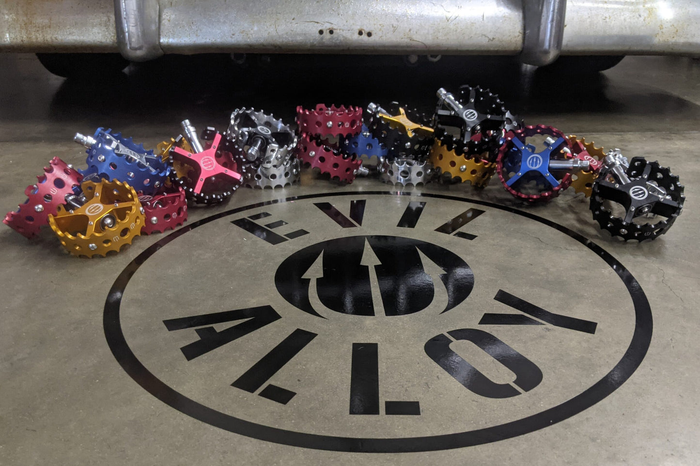 Rookie Rounds Pedals & Cages
