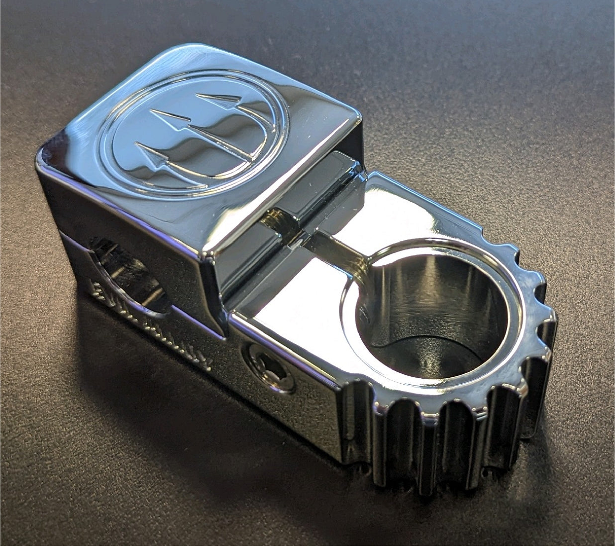 “Sprocket Stem” 1 1/8″ Threadless Stem