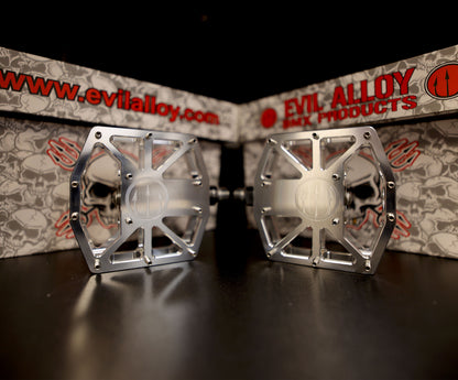 “Flat Evil” Platform Pedals