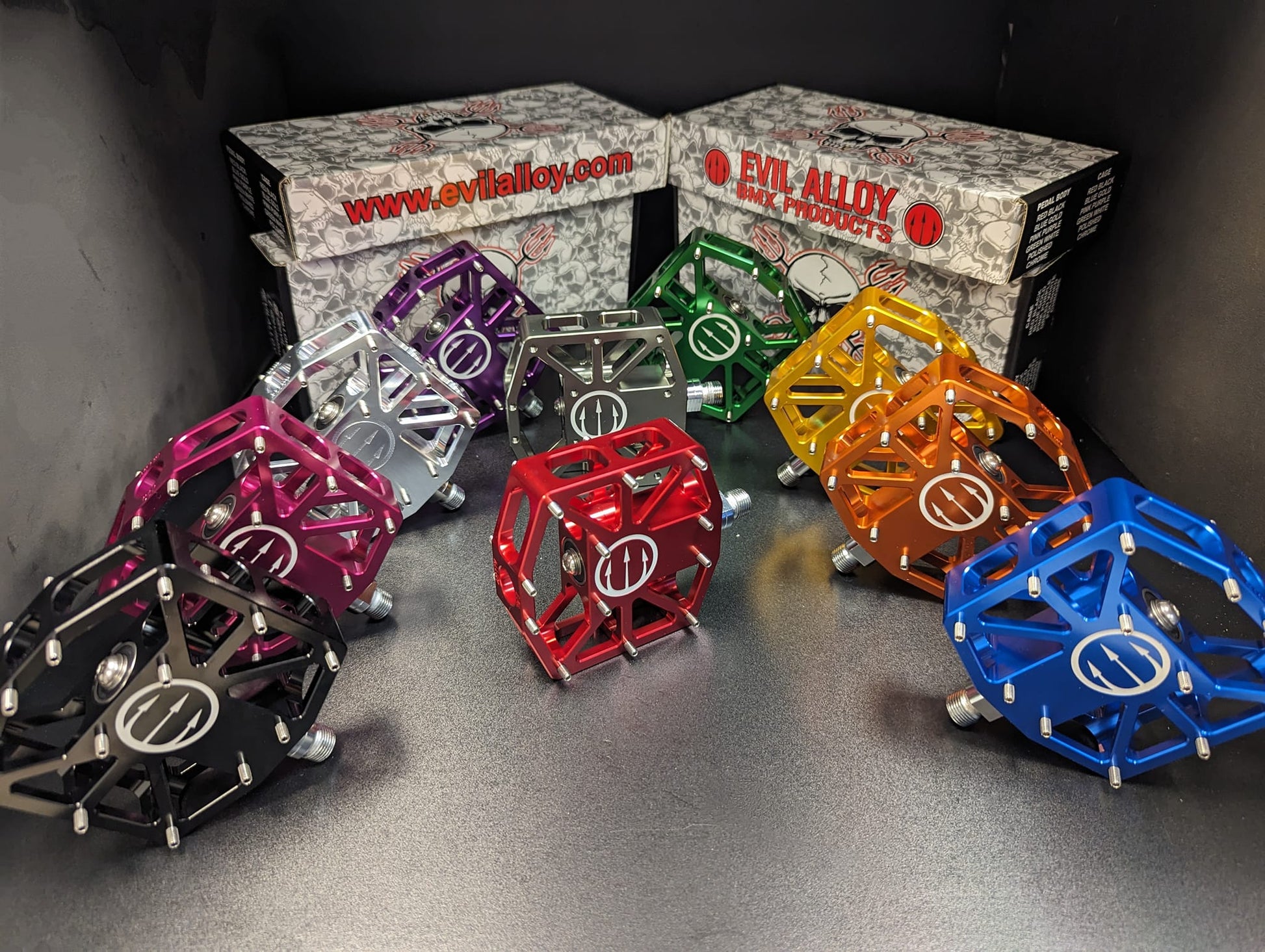 alloy pedals Flat Evil” Platform Pedals – Evil Alloy