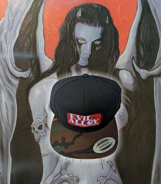“Retro Logo” black & camo flatbill snapback